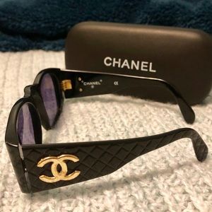 CHANEL vintage black sunglasses